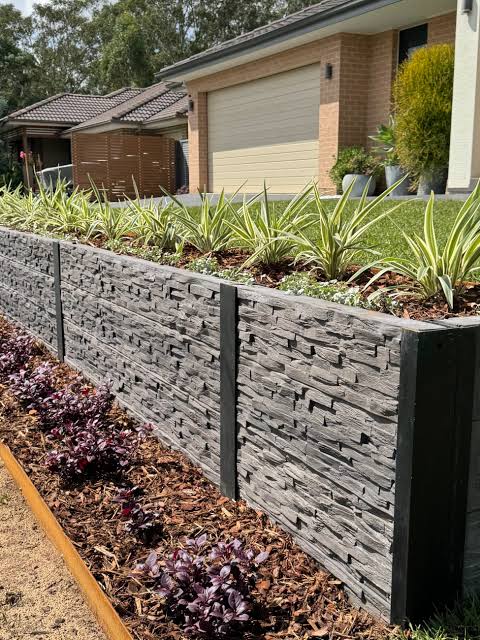 Retaining wall construction in Sydney